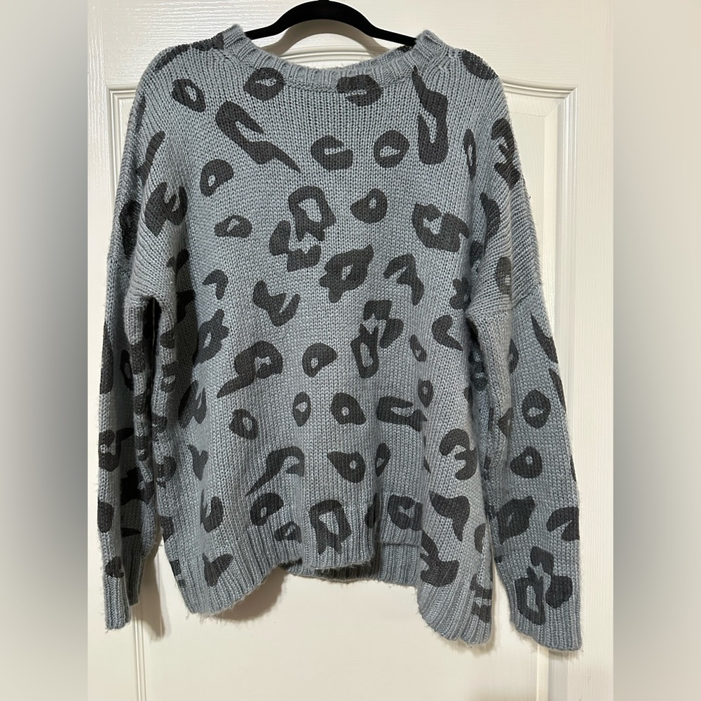 Wooden ships sweater size m/l